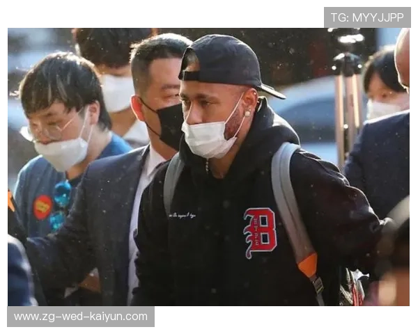 内马尔夜店照再度曝光，俱乐部高层气炸